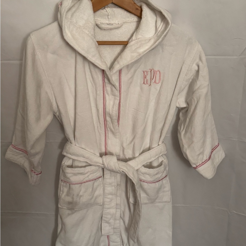 Sammy + Nat White Hooded Kids Robe with Pink Trim, XL